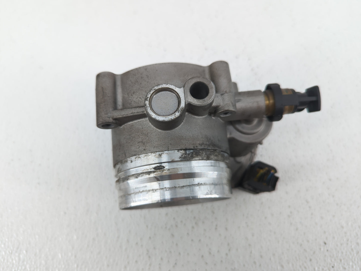 2010-2017 Bmw 535i Throttle Body P/N:1354 7597871-01 Fits Fits 2010 2011 2012 2013 2014 2015 2016 2017 2018 2019 2020 OEM Us