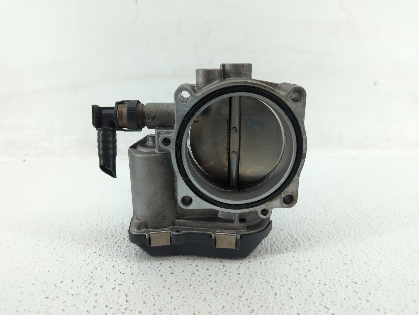 2010-2017 Bmw 535i Throttle Body P/N:1354 7597871-01 Fits Fits 2010 2011 2012 2013 2014 2015 2016 2017 2018 2019 2020 OEM Us
