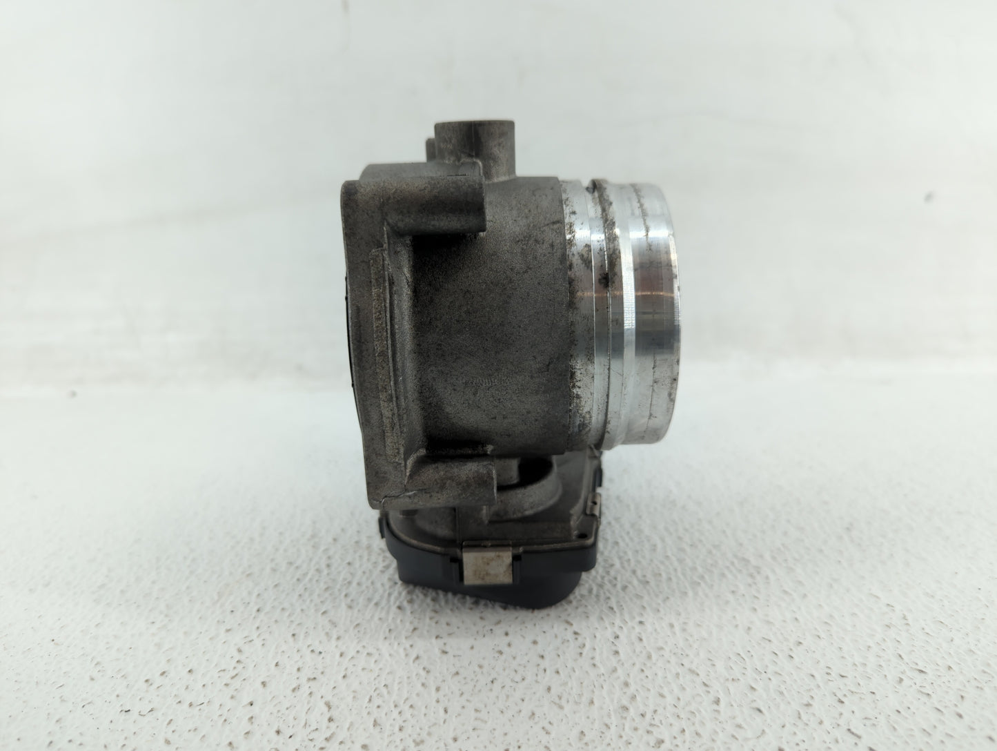 2010-2017 Bmw 535i Throttle Body P/N:1354 7597871-01 Fits Fits 2010 2011 2012 2013 2014 2015 2016 2017 2018 2019 2020 OEM Us