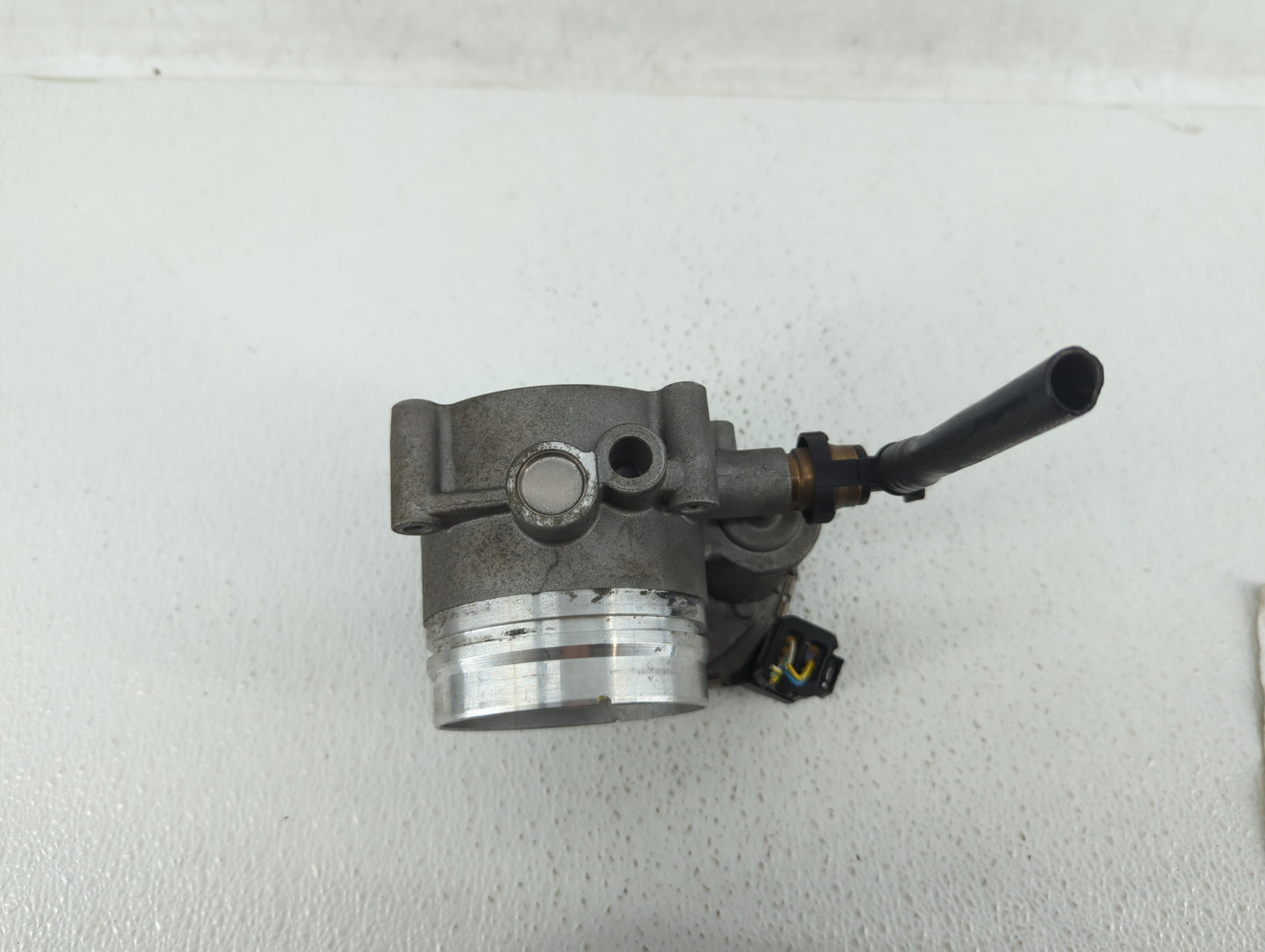 2010-2017 Bmw 535i Throttle Body P/N:1354 7597871-03 Fits Fits 2010 2011 2012 2013 2014 2015 2016 2017 2018 2019 2020 OEM Us