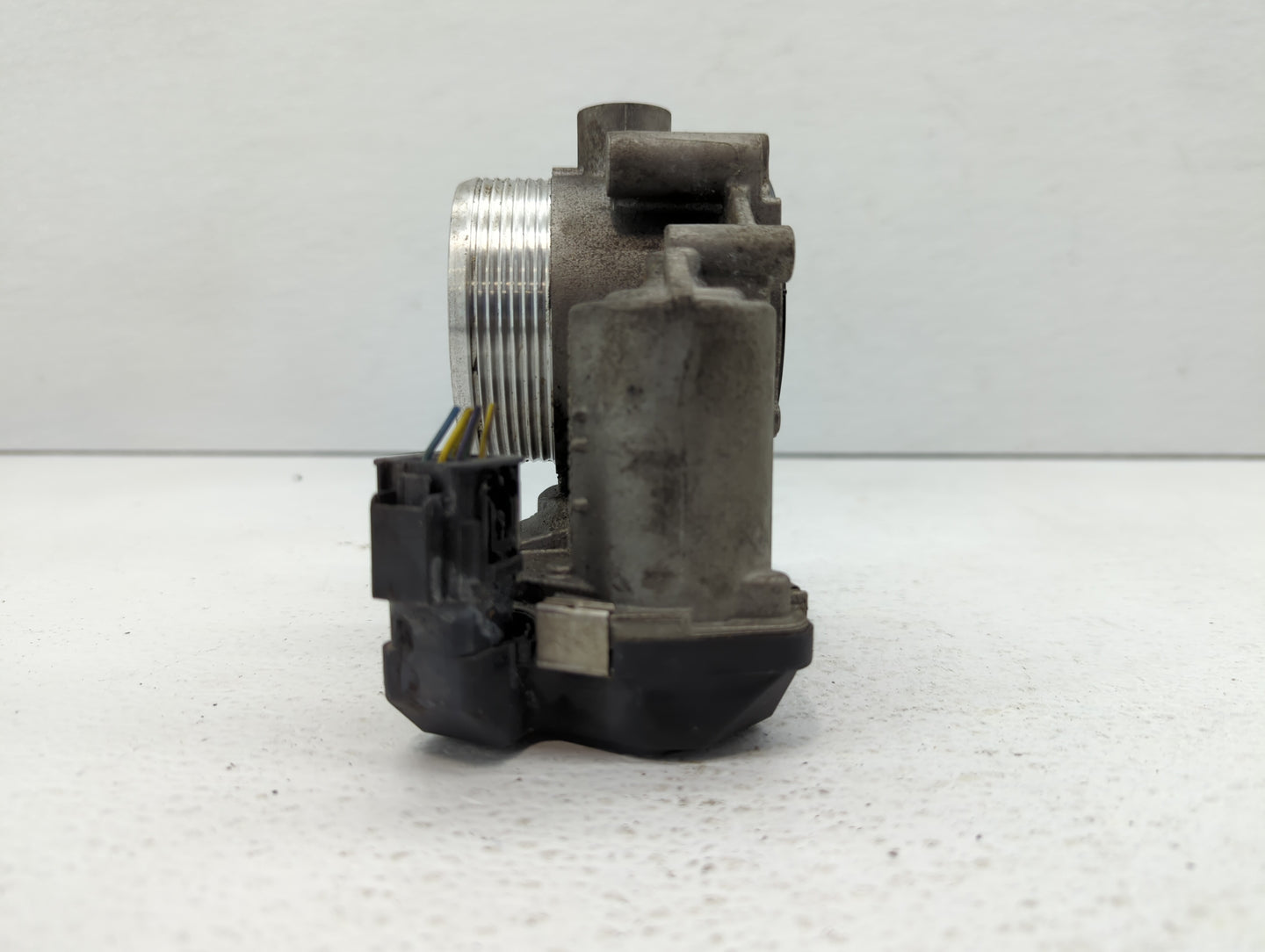 2010-2016 Bmw 550i Throttle Body P/N:1354 7555944-05 Fits Fits 2008 2009 2010 2011 2012 2013 2014 2015 2016 2017 2018 2019 O
