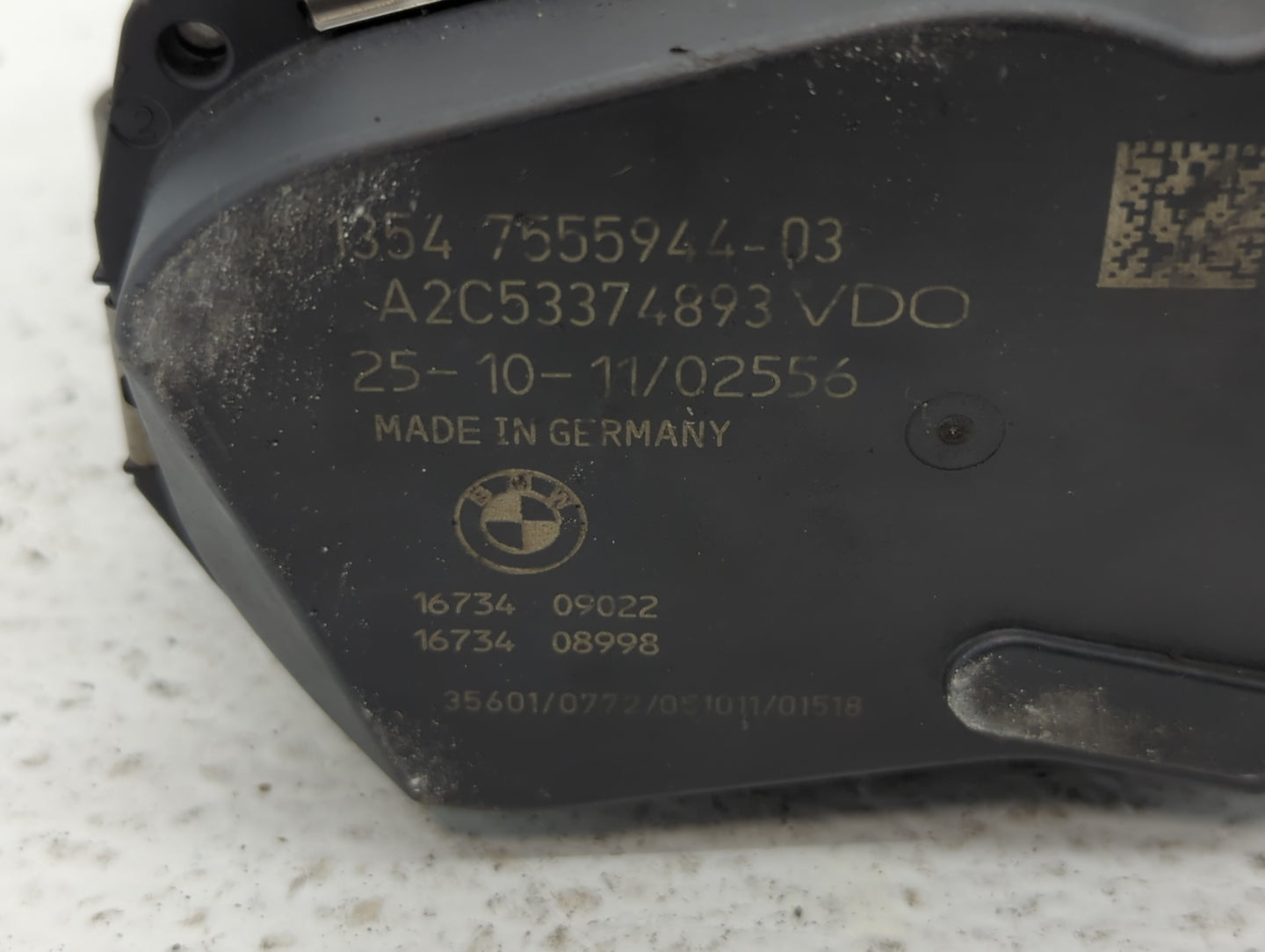 2010-2016 Bmw 550i Throttle Body P/N:1354 7555944-03 1354 7555944-05 Fits OEM Used Auto Parts - Oemusedautoparts1.com