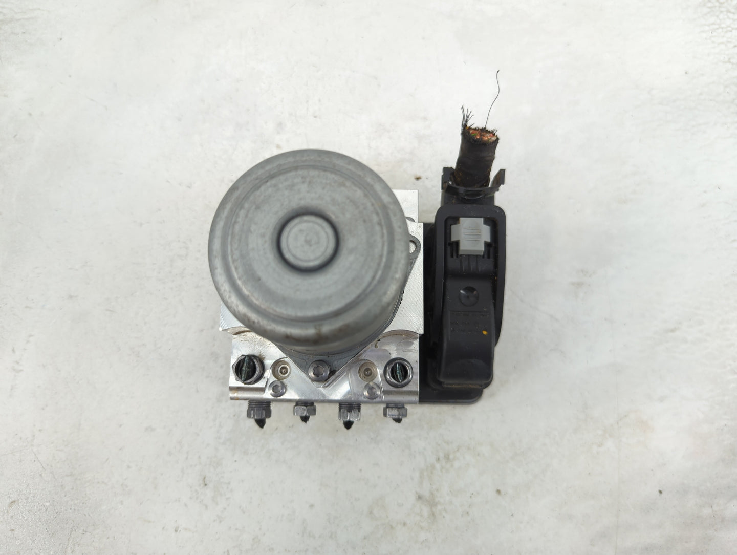 2016-2019 Bmw 750 ABS Pump Control Module Replacement P/N:34516882933 34526882935 Fits Fits 2016 2017 2018 2019 2020 2021 OE