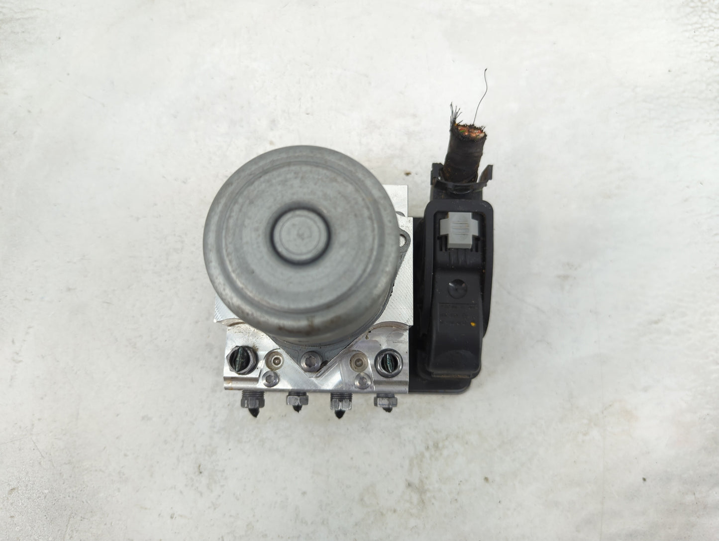 2016-2019 Bmw 750 ABS Pump Control Module Replacement P/N:34516882933 34526882935 Fits Fits 2016 2017 2018 2019 2020 2021 OE