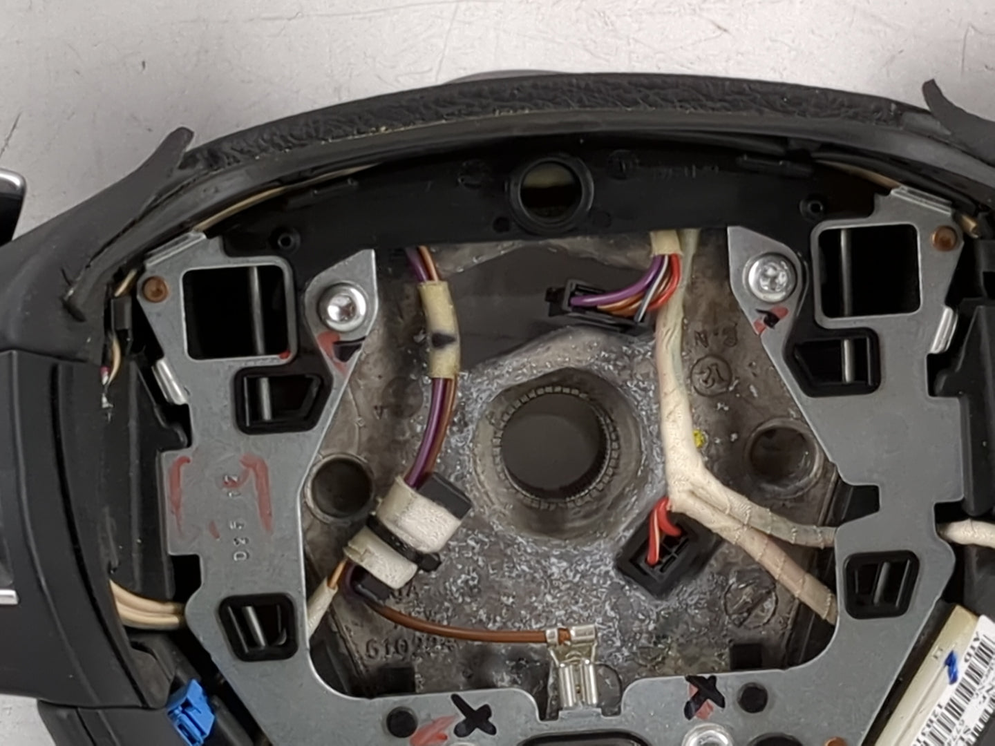 2016 Bmw 750li Steering Wheel Oem - Oemusedautoparts1.com
