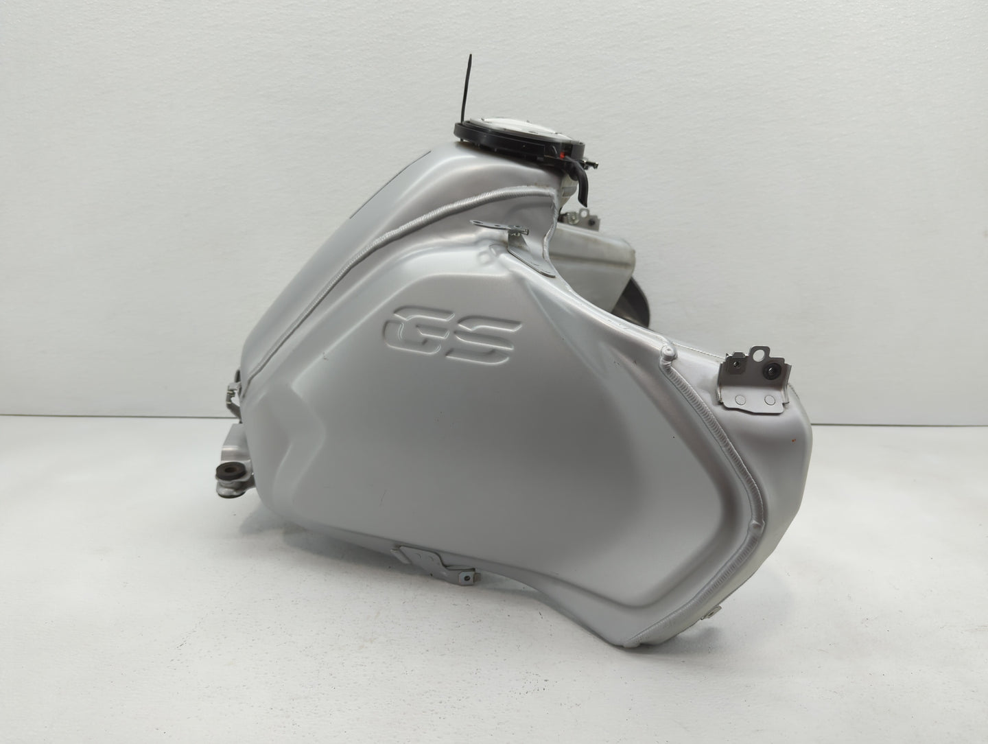 2016 Fob Case Bmw Motorcycle Fuel Gas Petrol Tank - Oemusedautoparts1.com