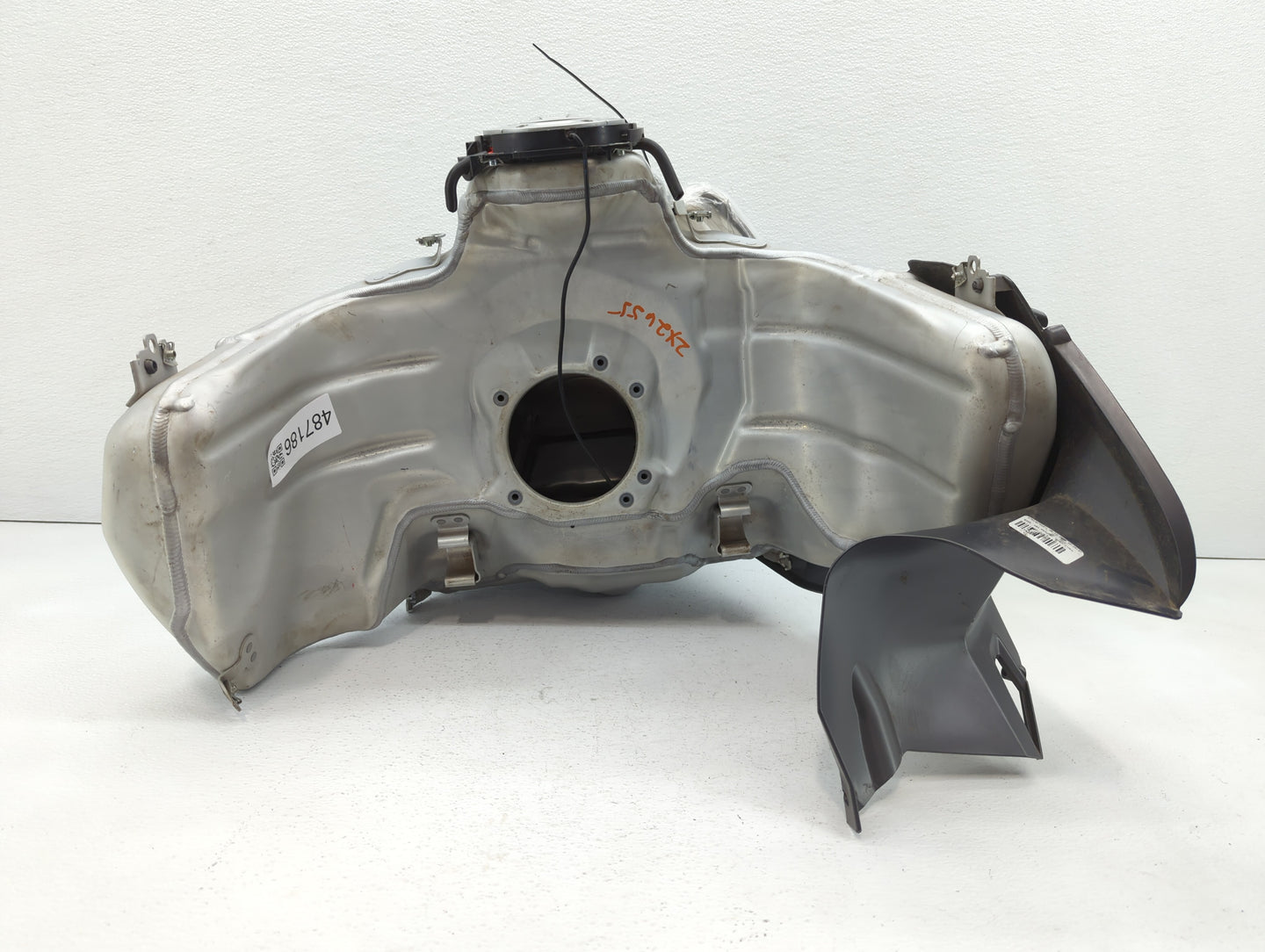 2016 Fob Case Bmw Motorcycle Fuel Gas Petrol Tank - Oemusedautoparts1.com