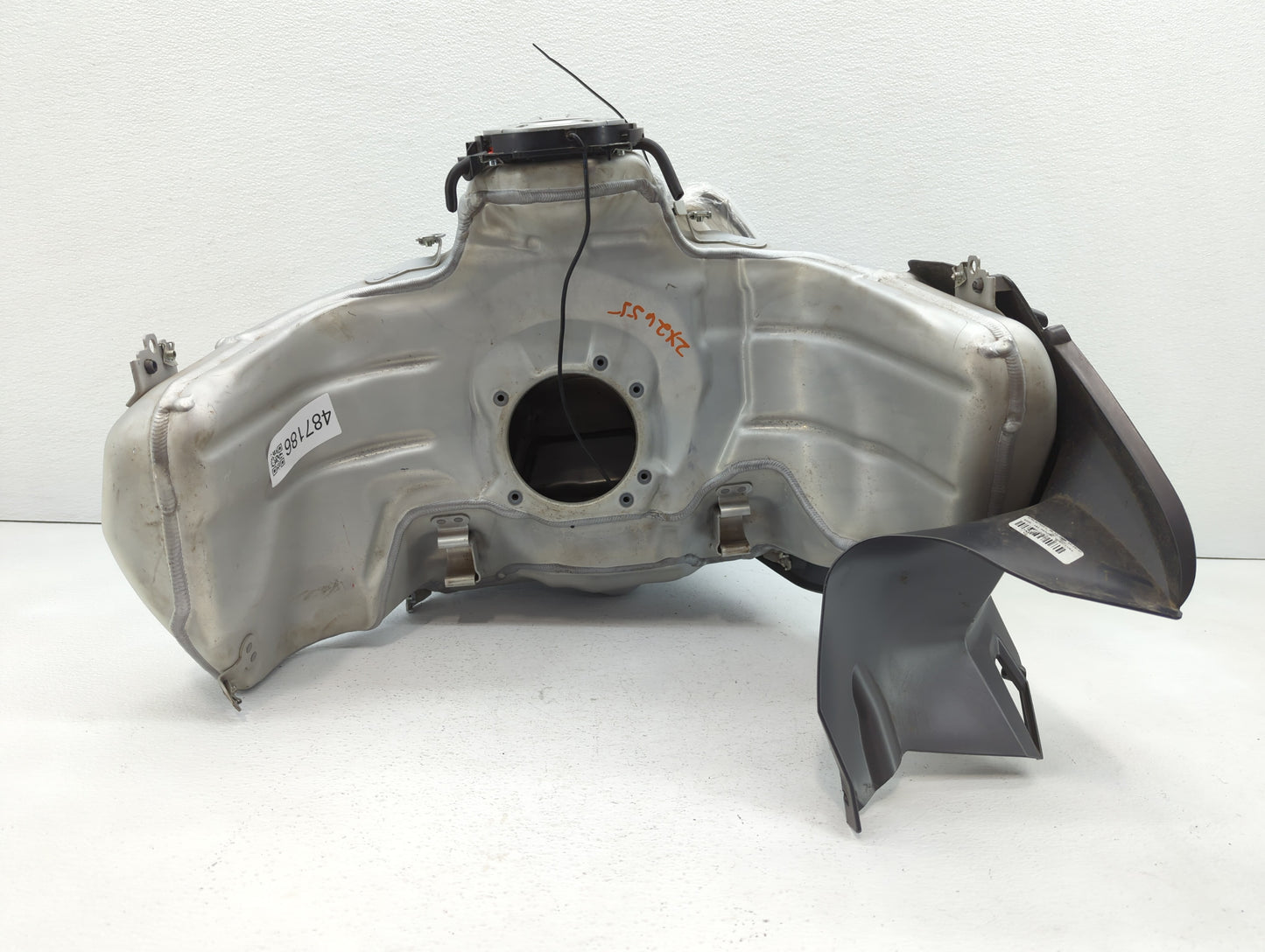 2016 Fob Case Bmw Motorcycle Fuel Gas Petrol Tank - Oemusedautoparts1.com