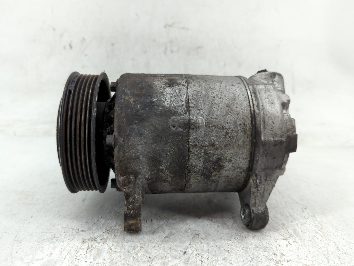 2016-2019 Bmw X1 Air Conditioning A/c Ac Compressor Oem - Oemusedautoparts1.com