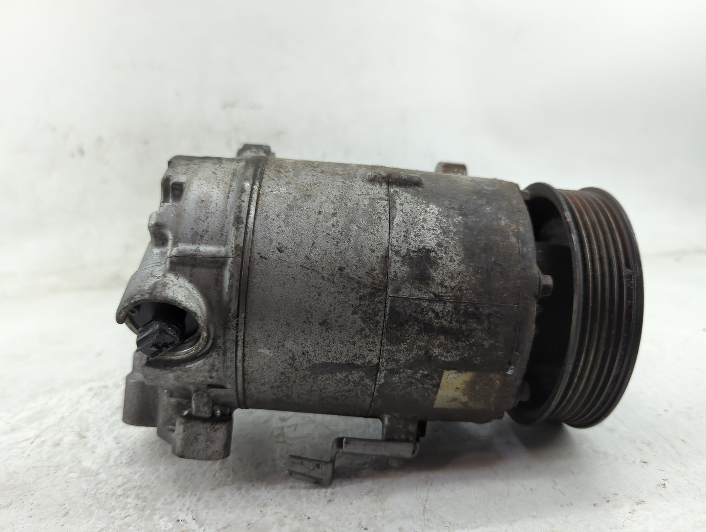 2016-2019 Bmw X1 Air Conditioning A/c Ac Compressor Oem - Oemusedautoparts1.com