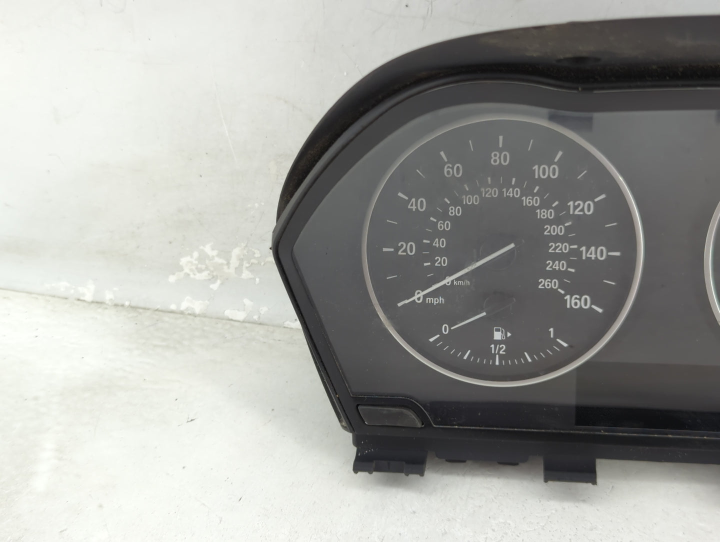 2016-2017 Bmw X1 Instrument Cluster Speedometer Gauges P/N:62101K6805181 1764941110.02.16 Miles:86K Fits Fits 2015 2016 2017