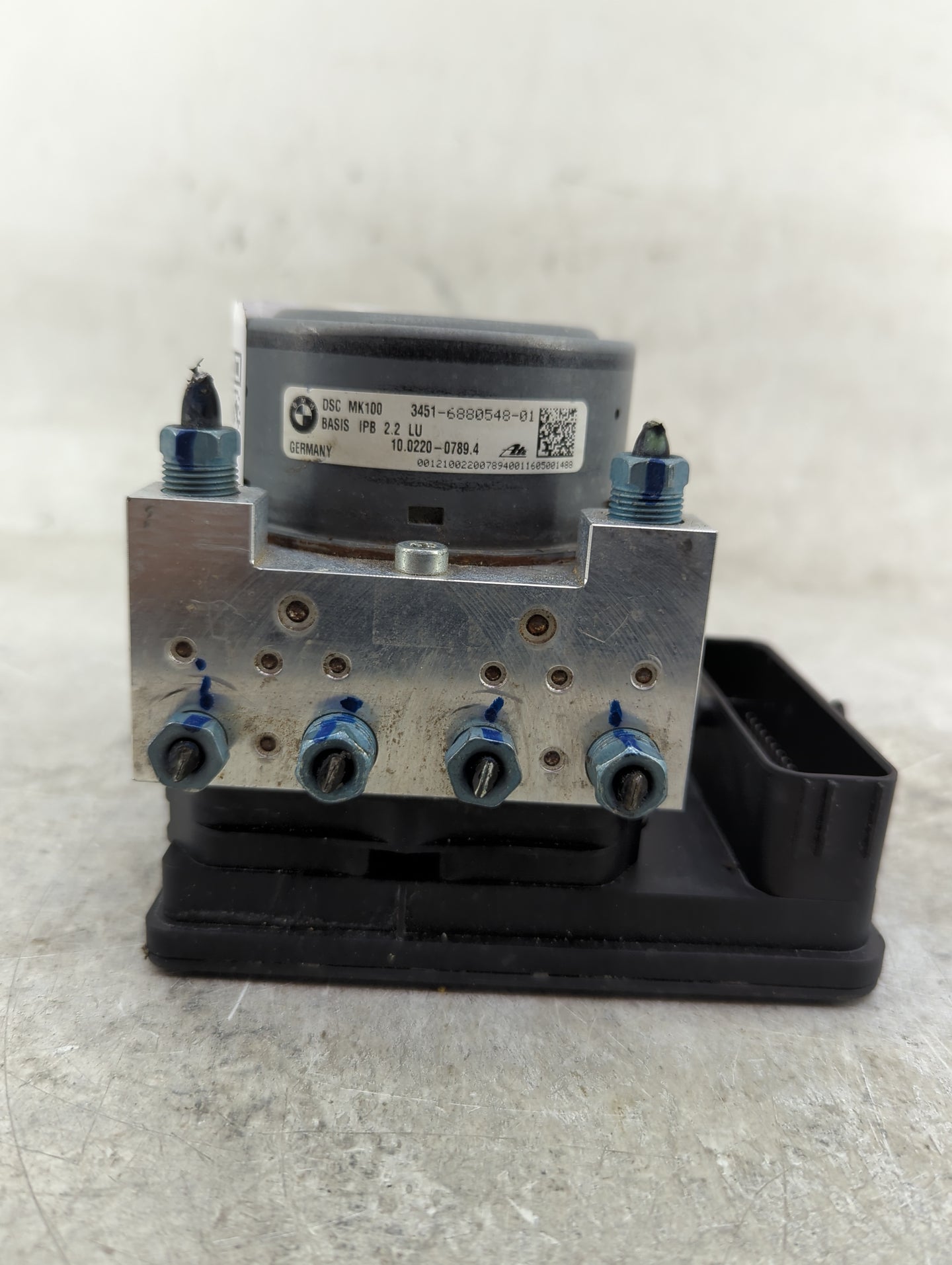 2016-2017 Bmw X1 ABS Pump Control Module Replacement P/N:3451-6880548-01 10.0220-0789.4, 6880549 Fits Fits 2016 2017 OEM Use