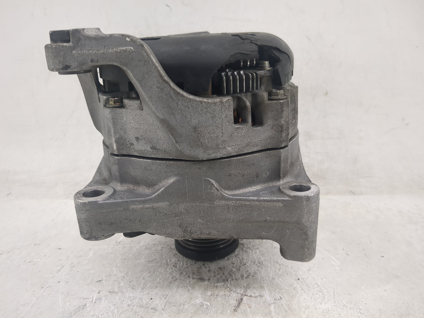 2013-2017 Bmw X3 Alternator Replacement Generator Charging Assembly Engine OEM P/N:104210-6406 7605061-06 Fits OEM Used Auto