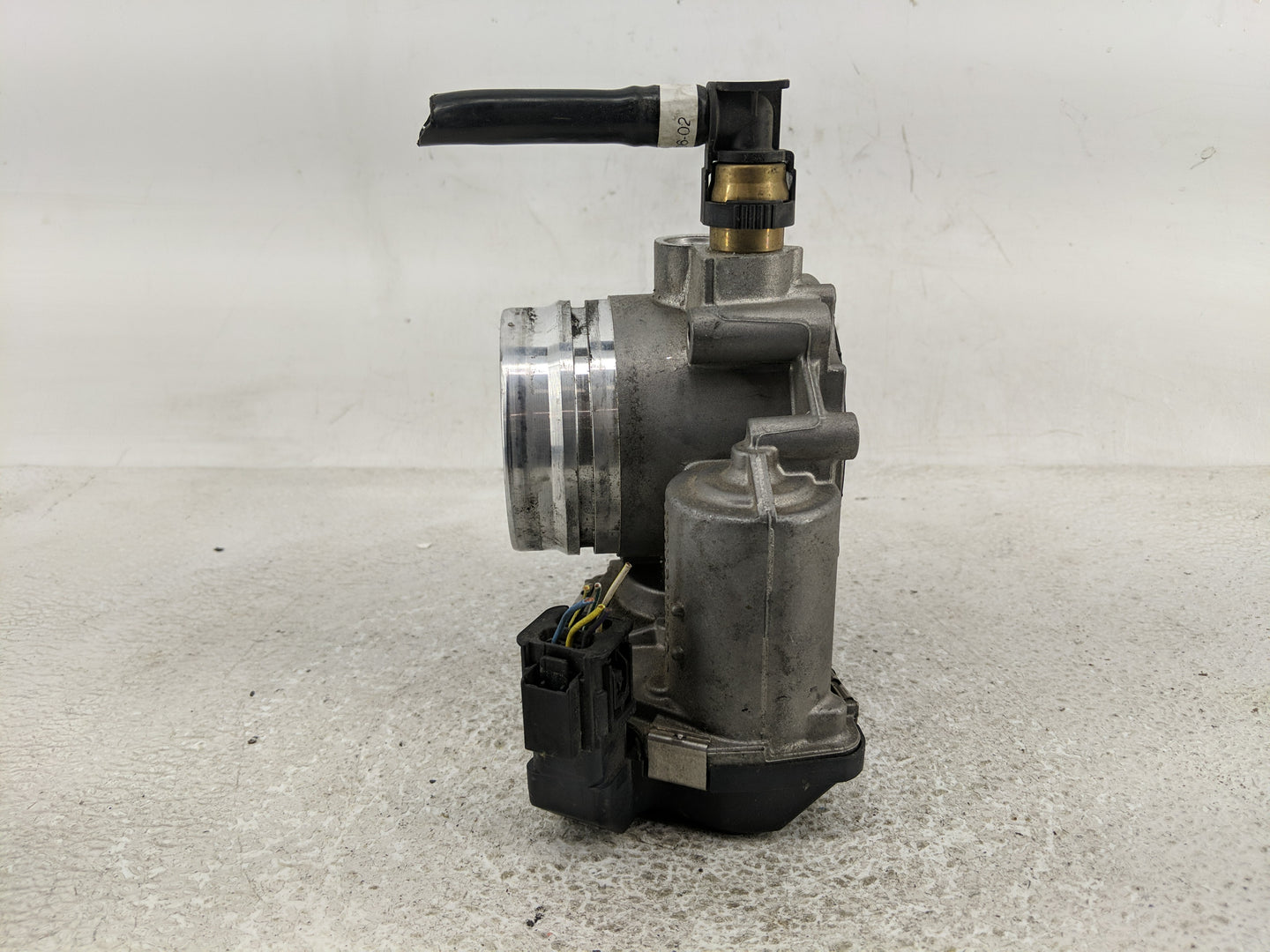 2013-2017 Bmw X3 Throttle Body P/N:A2C53355204 36387 17647, 36387 17648 Fits Fits 2012 2013 2014 2015 2016 2017 2018 OEM Use