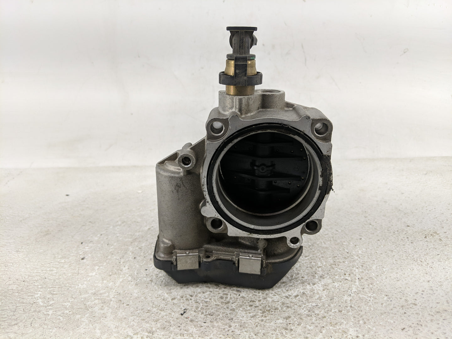 2013-2017 Bmw X3 Throttle Body P/N:A2C53355204 36387 17647, 36387 17648 Fits Fits 2012 2013 2014 2015 2016 2017 2018 OEM Use