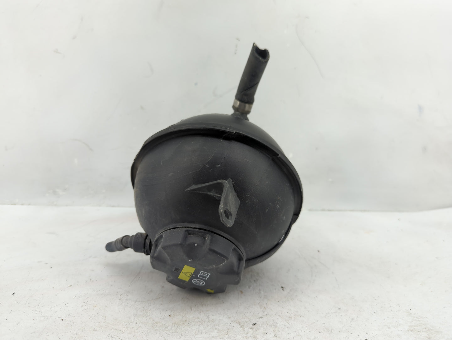 2014-2017 Bmw X3 Radiator Coolant Overflow Expansion Tank Bottle - Oemusedautoparts1.com