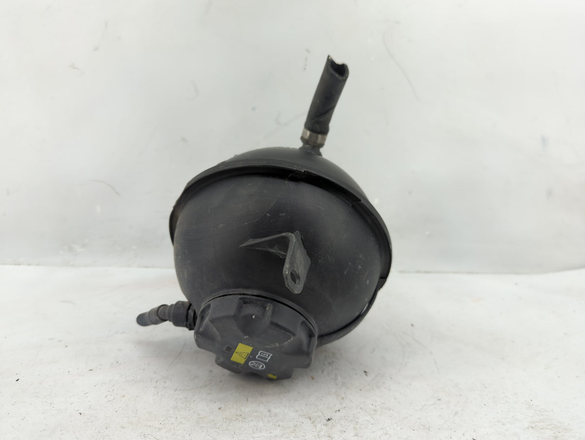 2014-2017 Bmw X3 Radiator Coolant Overflow Expansion Tank Bottle - Oemusedautoparts1.com