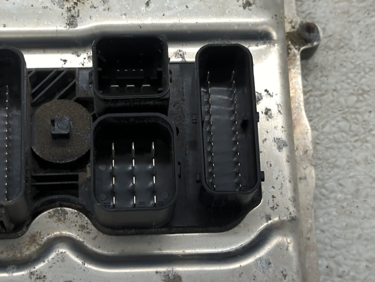 2015-2017 Bmw X3 PCM Engine Control Computer ECU ECM PCU OEM P/N:0 261 S15 452 8 664 660 Fits Fits 2013 2014 2015 2016 2017 