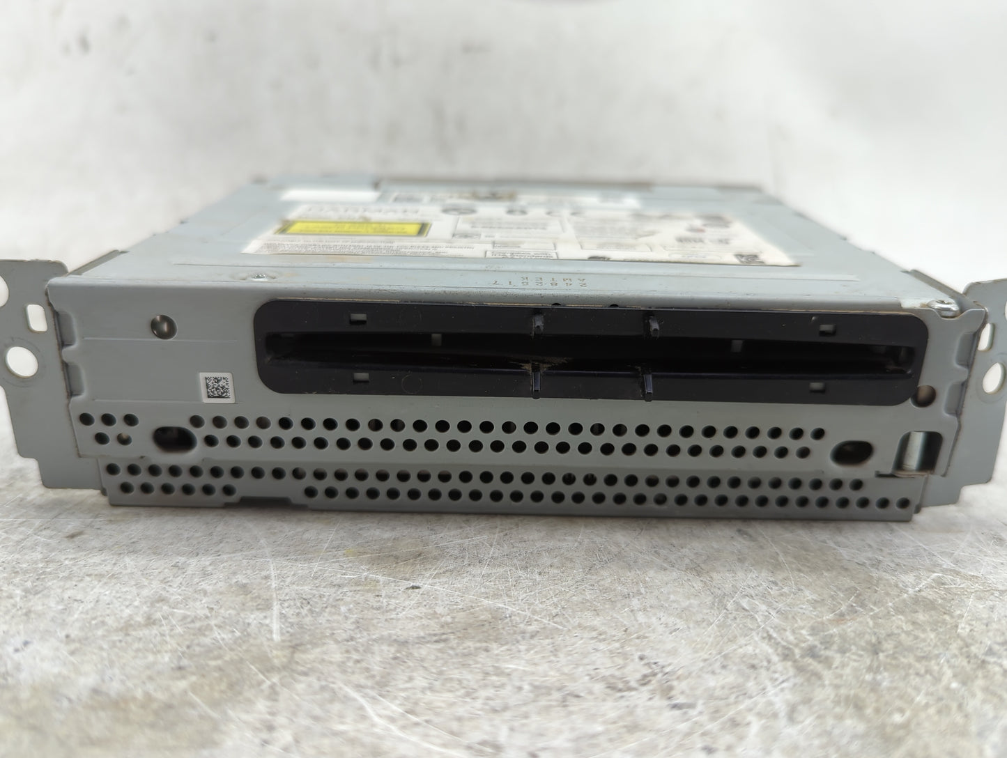 2013-2017 Bmw X3 Radio AM FM Cd Player Receiver Replacement P/N:9399456-01 BE8159, EN1 Fits Fits 2013 2014 2015 2016 2017 OE