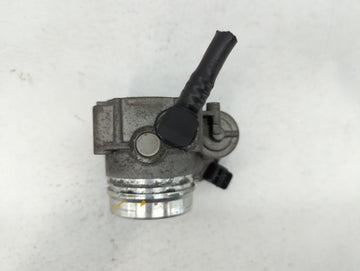 2013-2017 Bmw X3 Throttle Body P/N:1354 7588625-04 1354 7588625-03 Fits Fits 2012 2013 2014 2015 2016 2017 2018 OEM Used Auto Parts