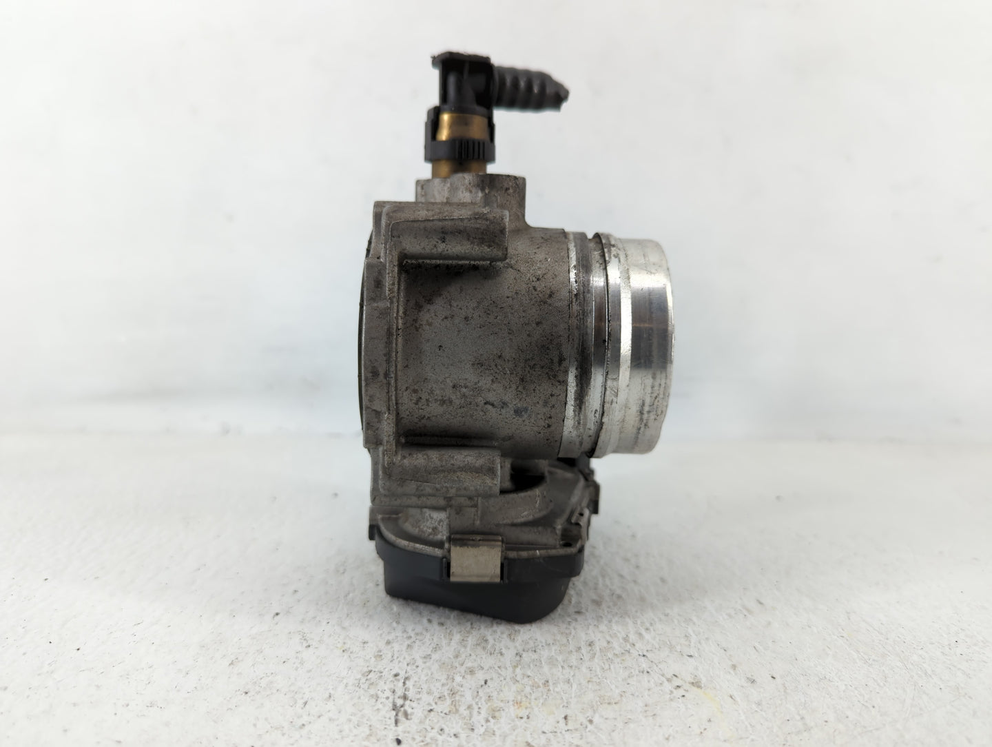 2013-2017 Bmw X3 Throttle Body P/N:1354 7588625-04 Fits Fits 2012 2013 2014 2015 2016 2017 2018 OEM Used Auto Parts - Oemuse