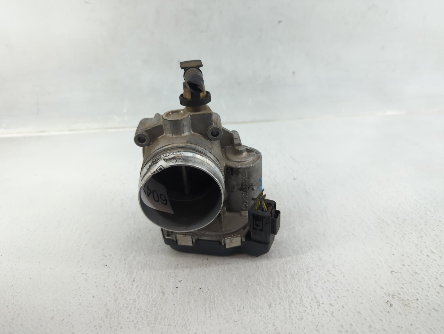 2013-2017 Bmw X3 Throttle Body P/N:32262 07393 A2C83786800 Fits Fits 2012 2013 2014 2015 2016 2017 2018 OEM Used Auto Parts 