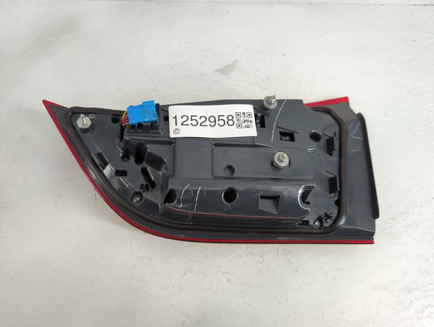 2014-2018 Bmw X5 Tail Light Assembly Driver Left OEM Fits Fits 2014 2015 2016 2017 2018 OEM Used Auto Parts - Oemusedautopar