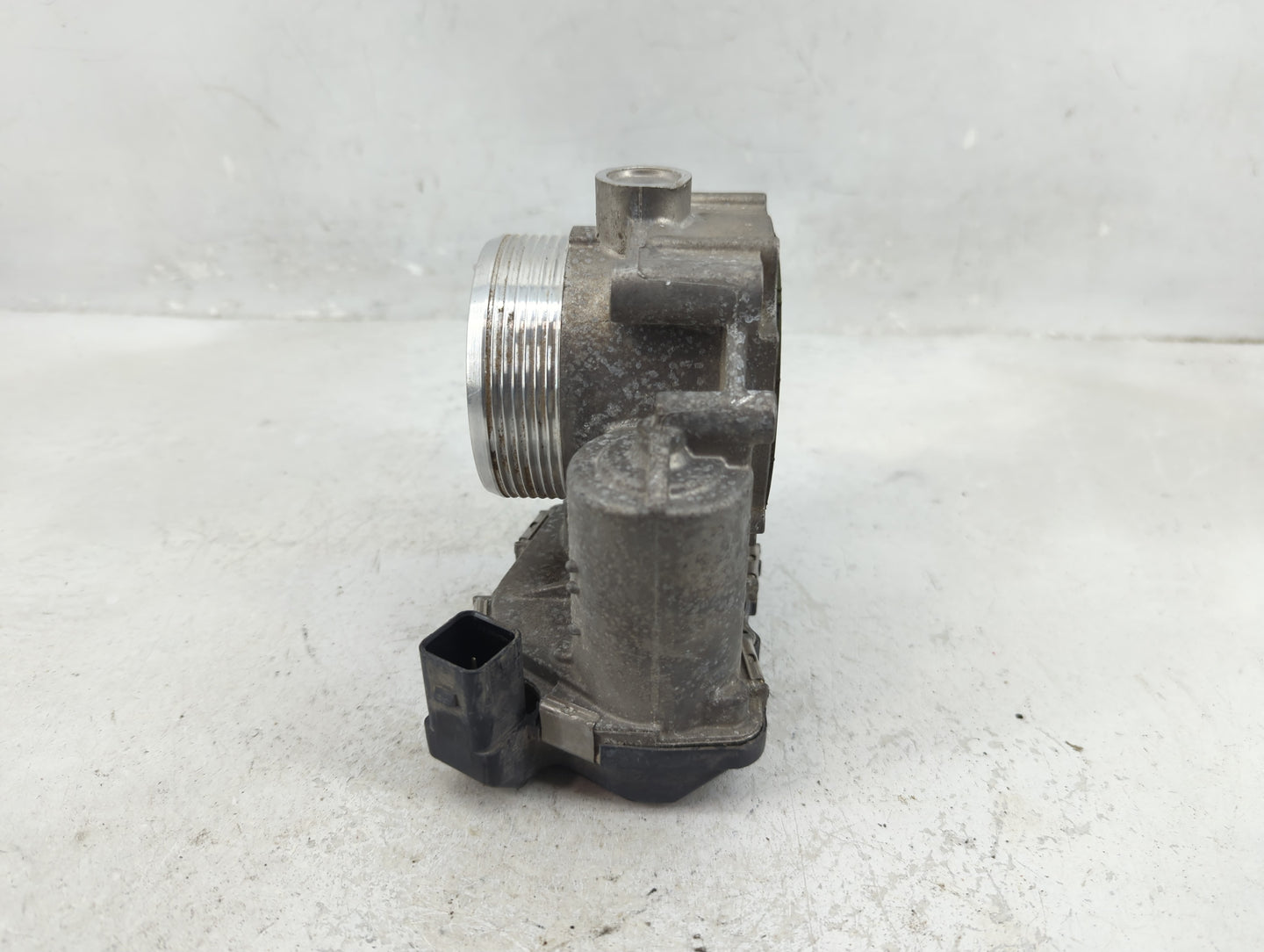 2011-2018 Bmw X5 Throttle Body P/N:1354-7555944-05 Fits Fits 2010 2011 2012 2013 2014 2015 2016 2017 2018 2019 2020 OEM Used
