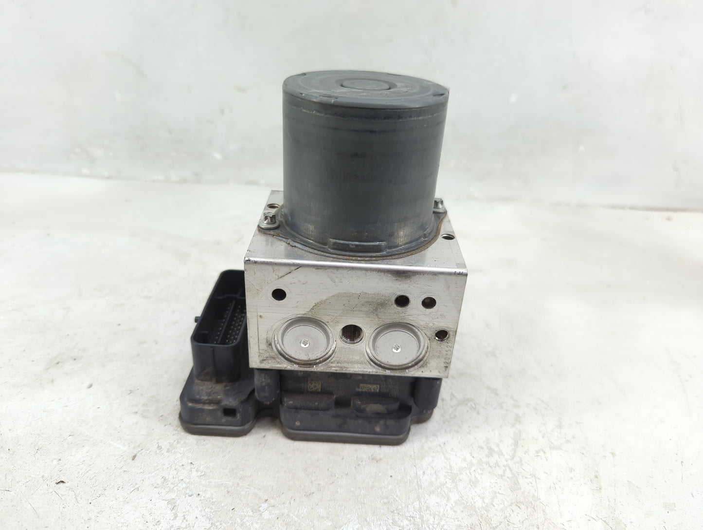 2014-2018 Bmw X5 ABS Pump Control Module Replacement P/N:3451 6870759-01 Fits Fits 2014 2015 2016 2017 2018 2019 OEM Used Au