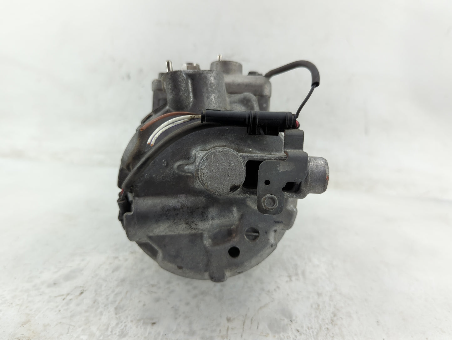 2011-2018 Bmw X5 Air Conditioning A/c Ac Compressor Oem - Oemusedautoparts1.com