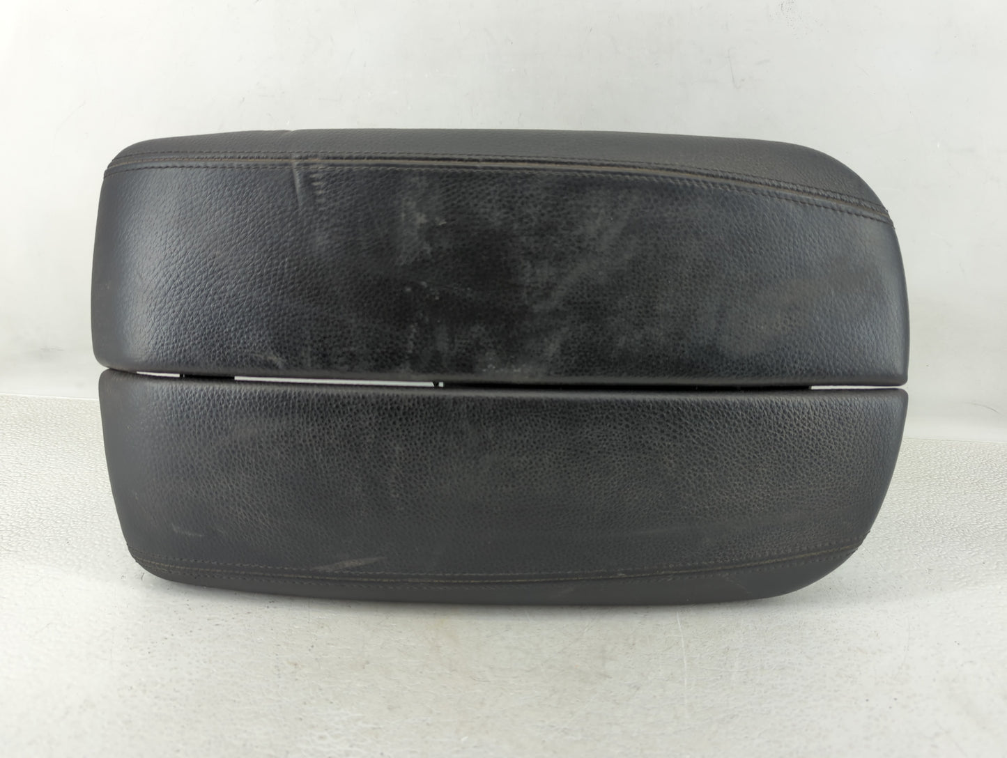 2016 Bmw X5 Center Console Armrest Cover Lid Black - Oemusedautoparts1.com