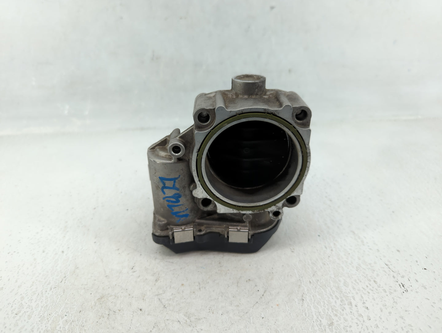 2011-2018 Bmw X5 Throttle Body P/N:A2C83914800 1345 7555944-05 Fits OEM Used Auto Parts - Oemusedautoparts1.com