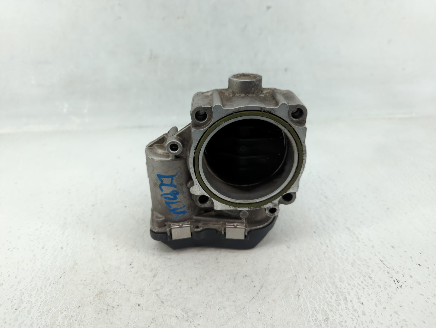 2011-2018 Bmw X5 Throttle Body P/N:A2C83914800 1345 7555944-05 Fits OEM Used Auto Parts - Oemusedautoparts1.com