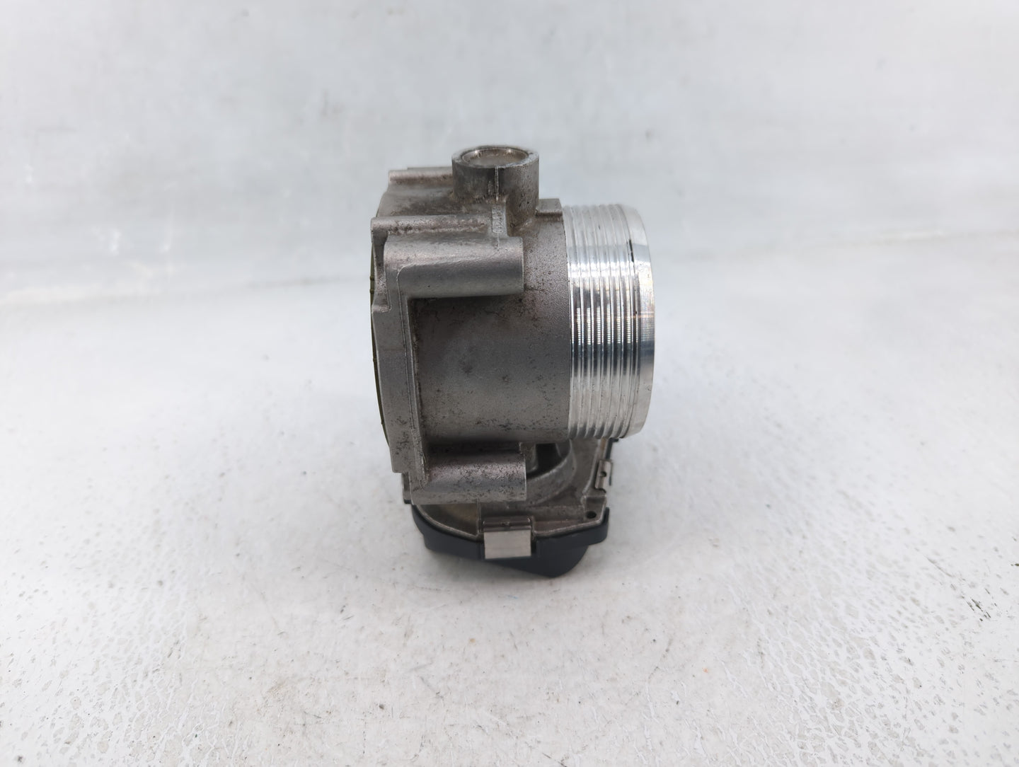 2011-2018 Bmw X5 Throttle Body P/N:A2C83914800 1345 7555944-05 Fits OEM Used Auto Parts - Oemusedautoparts1.com