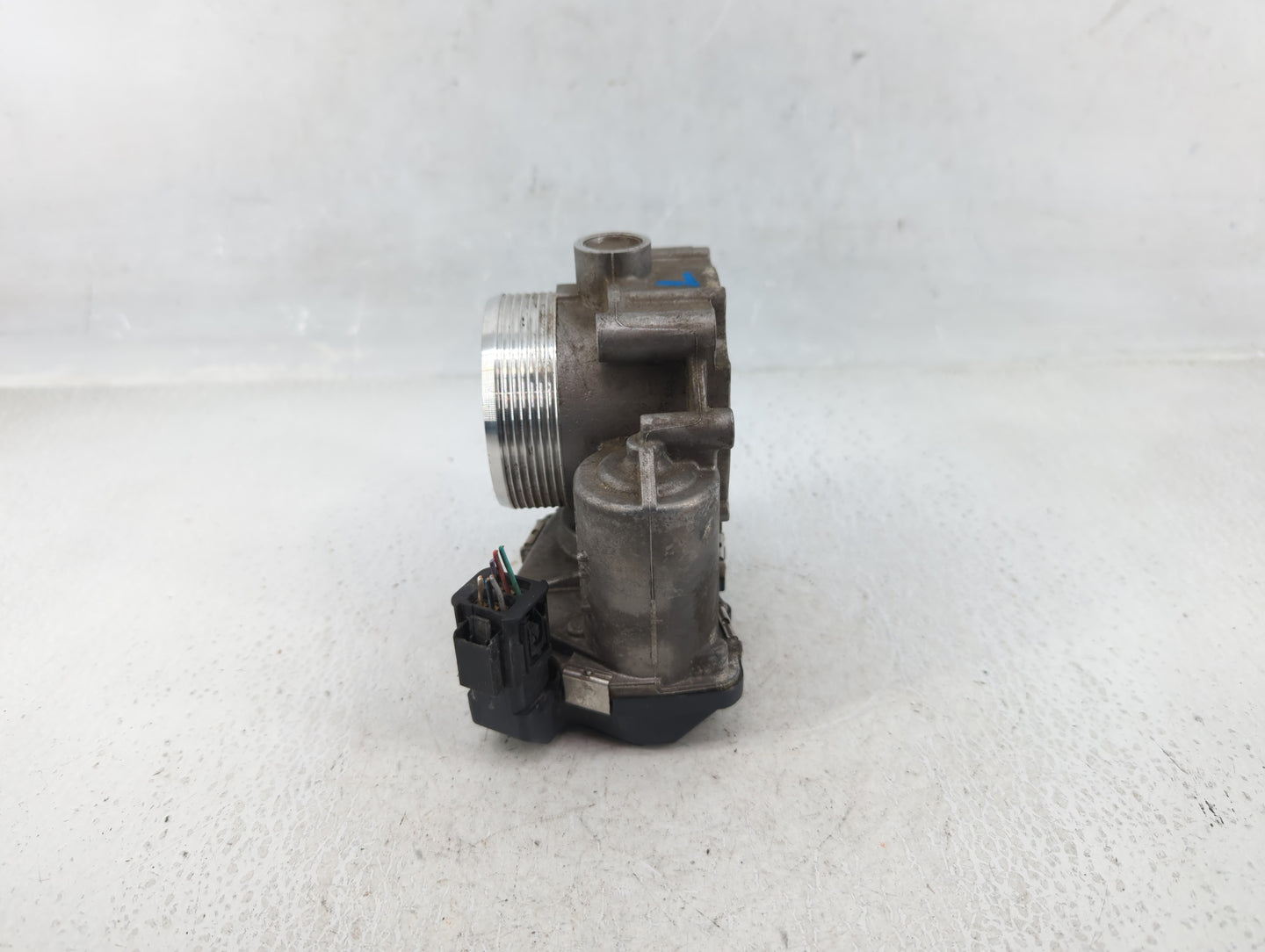 2011-2018 Bmw X5 Throttle Body P/N:A2C83914800 1354 7555944-05 Fits OEM Used Auto Parts - Oemusedautoparts1.com