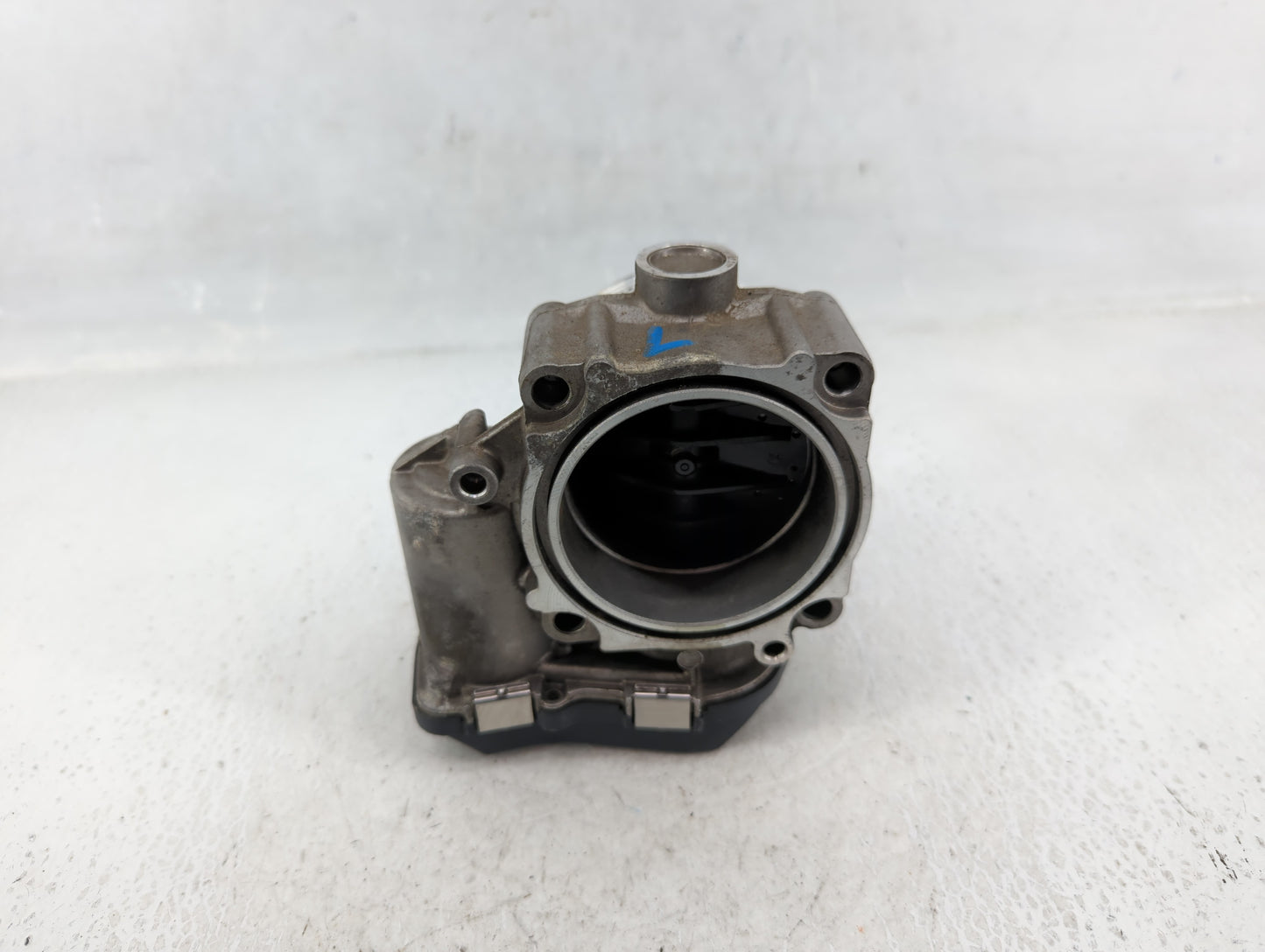 2011-2018 Bmw X5 Throttle Body P/N:A2C83914800 1354 7555944-05 Fits OEM Used Auto Parts - Oemusedautoparts1.com