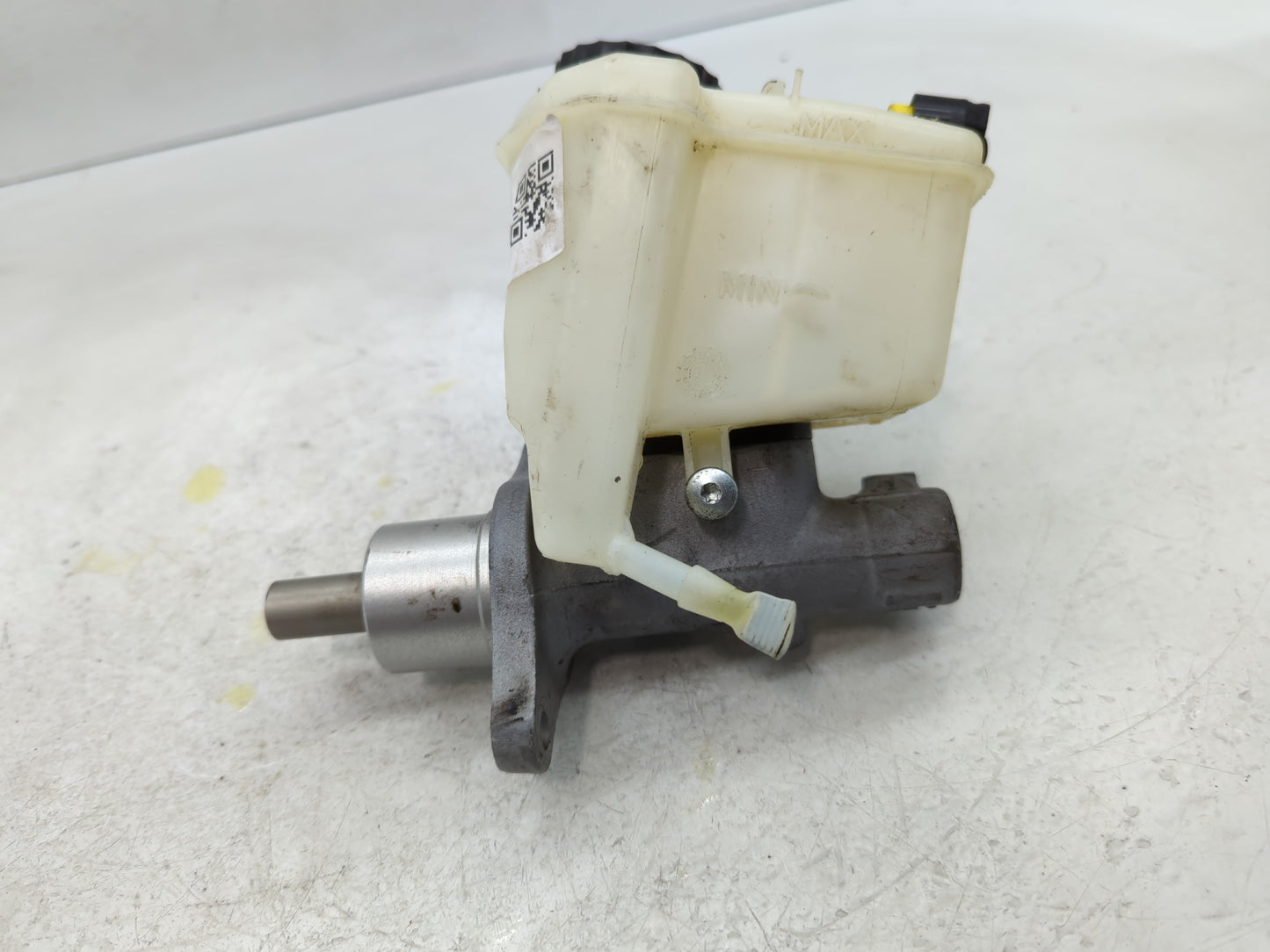 2009-2016 Bmw Z4 Brake Master Cylinder - Oemusedautoparts1.com