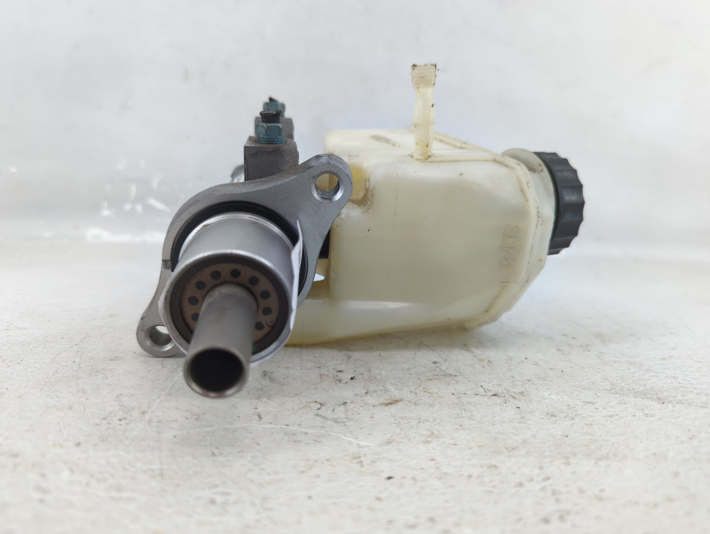 2009-2016 Bmw Z4 Brake Master Cylinder - Oemusedautoparts1.com