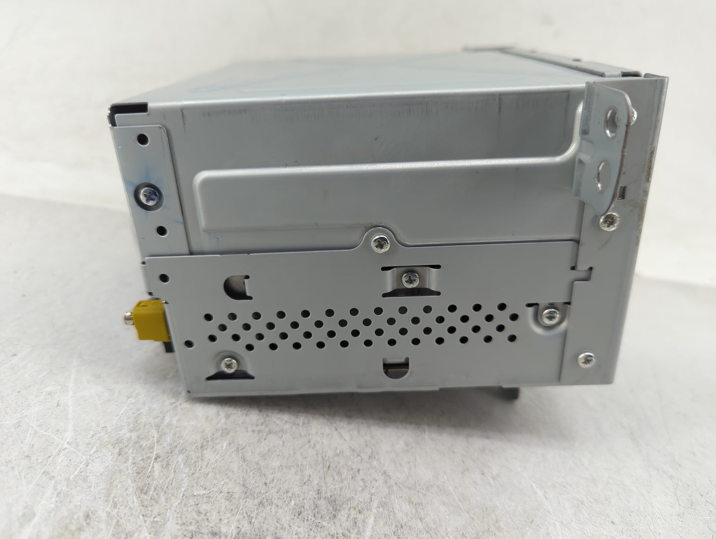 2016-2019 Buick Cascada Radio AM FM Cd Player Receiver Replacement P/N:84027468 Fits Fits 2015 2016 2017 2019 OEM Used Auto 