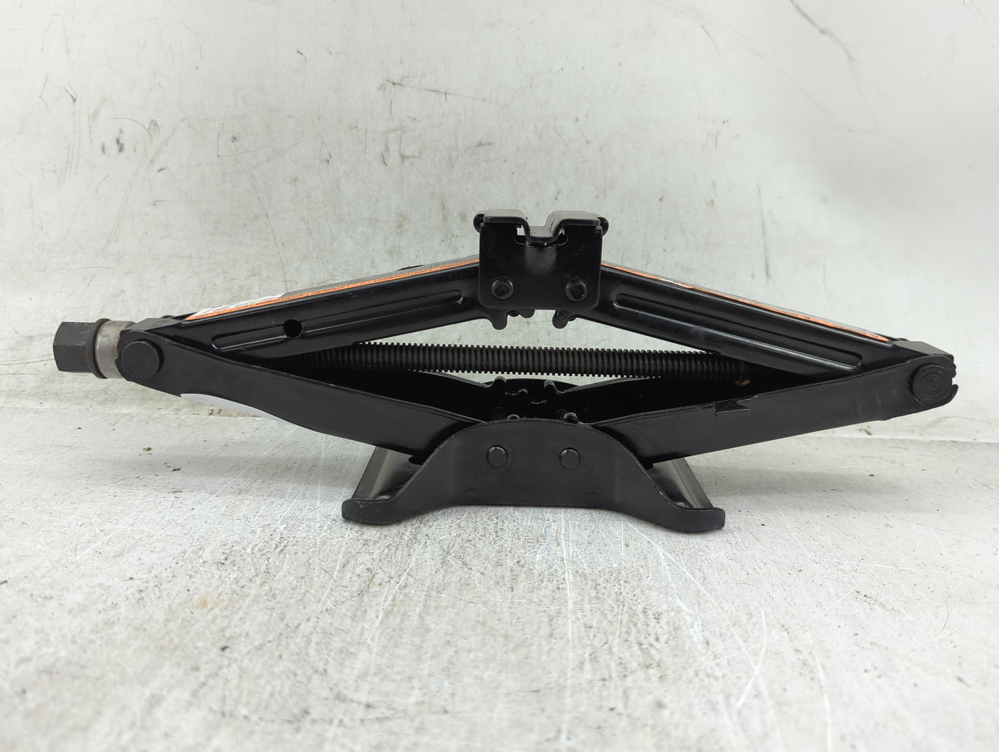 2016 Buick Cascada Spare Scissor Car Jack - Oemusedautoparts1.com