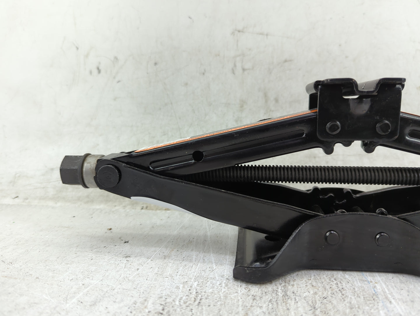 2016 Buick Cascada Spare Scissor Car Jack - Oemusedautoparts1.com