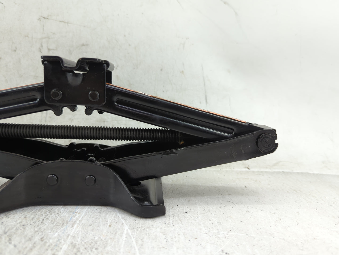 2016 Buick Cascada Spare Scissor Car Jack - Oemusedautoparts1.com