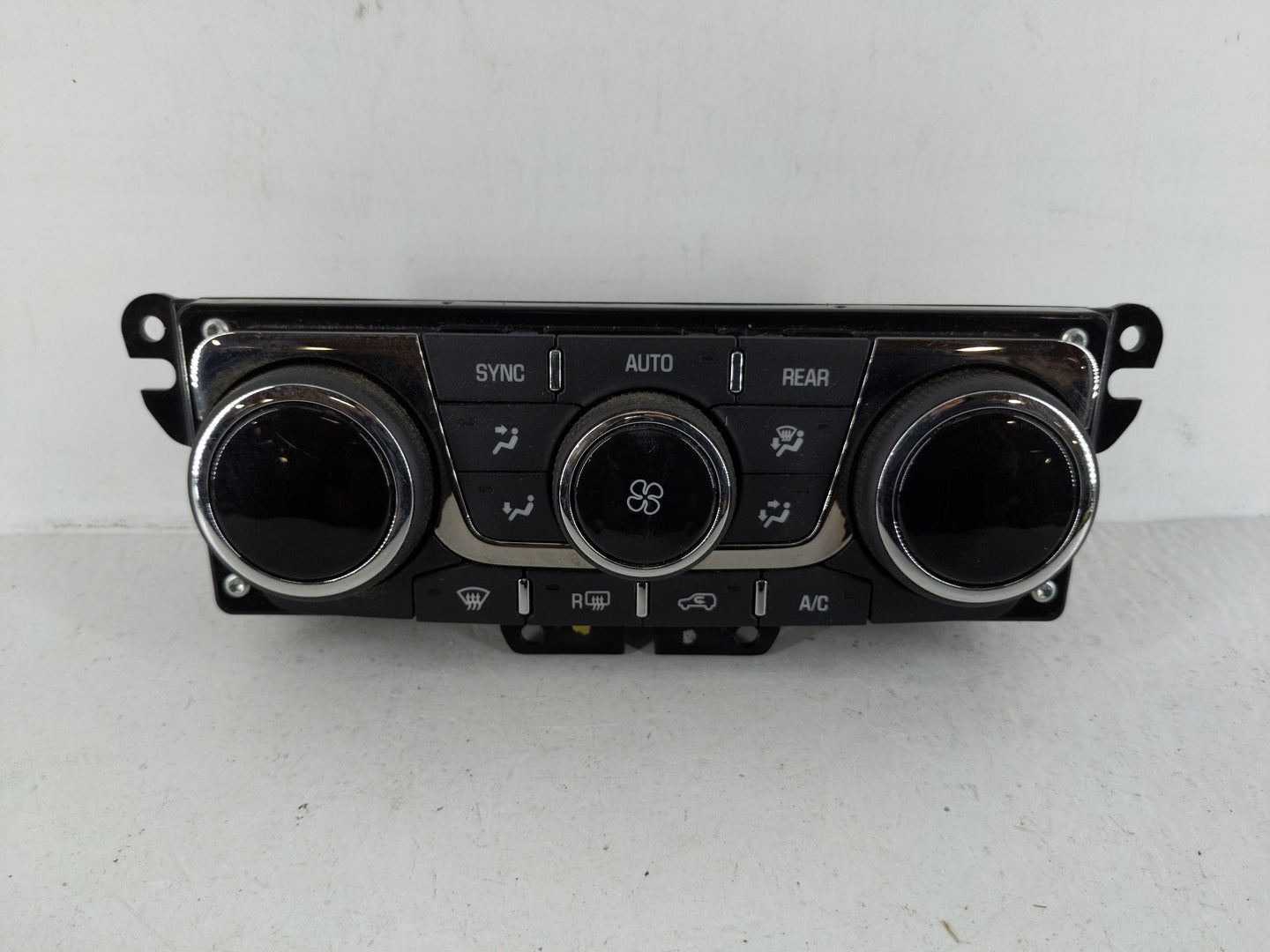 2008-2016 Buick Enclave Climate Control Module Temperature AC/Heater Replacement P/N:23251328 Fits OEM Used Auto Parts - Oem