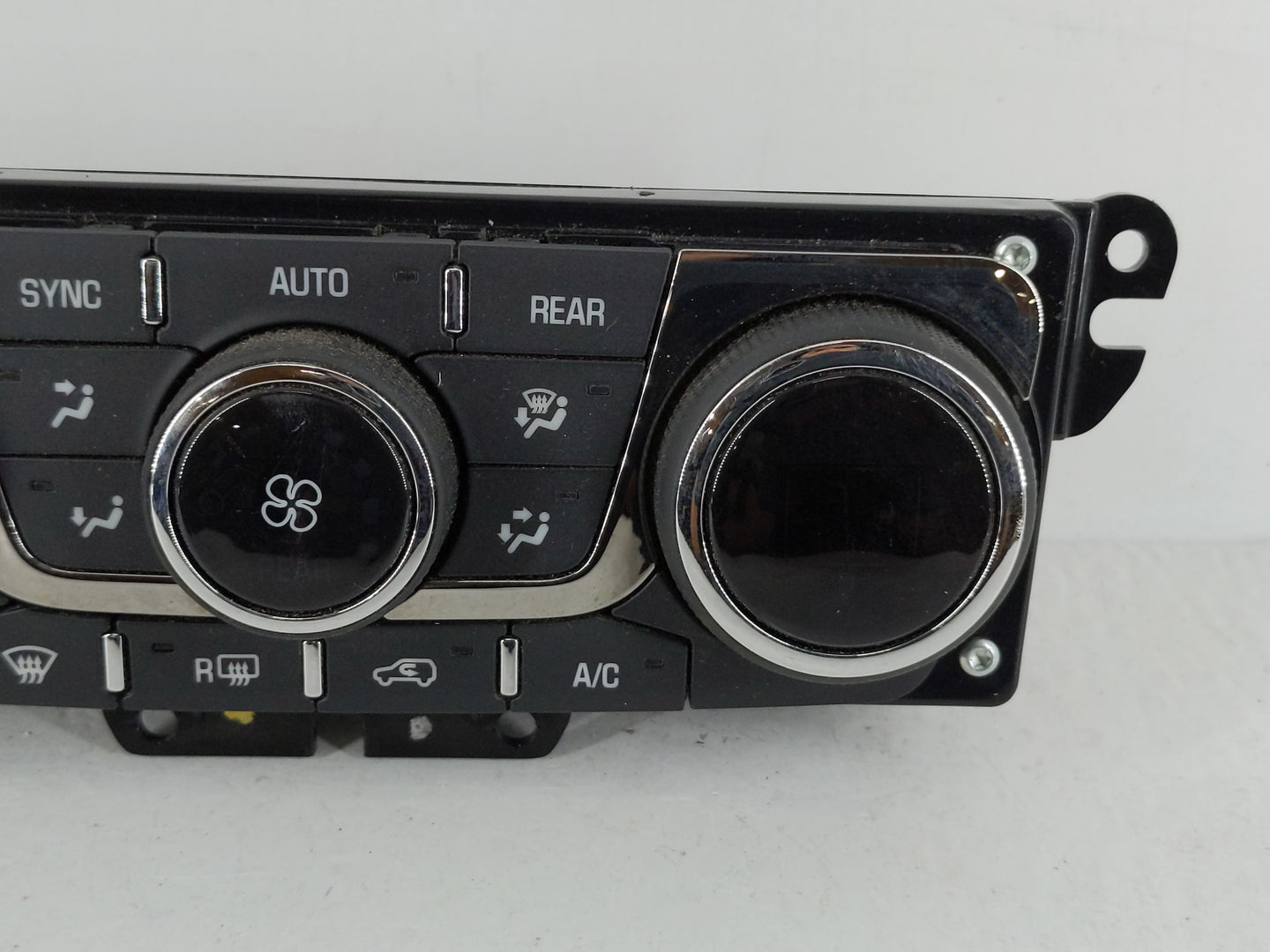 2008-2016 Buick Enclave Climate Control Module Temperature AC/Heater Replacement P/N:23251328 Fits OEM Used Auto Parts - Oem