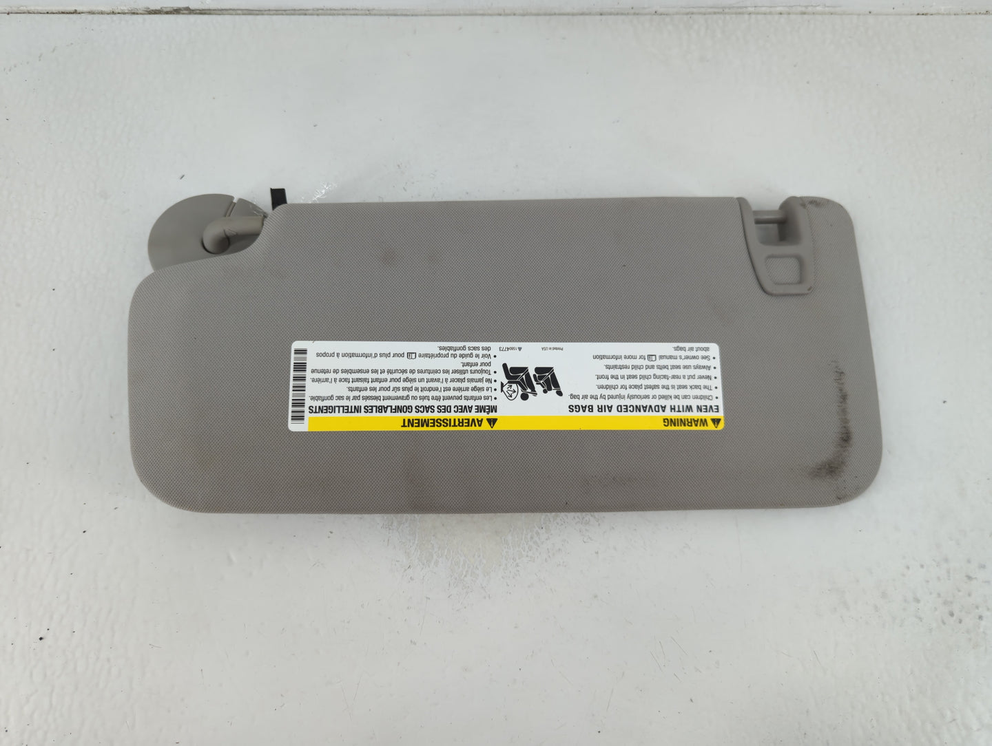 2008-2017 Buick Enclave Sun Visor Shade Replacement Passenger Right Mirror Fits OEM Used Auto Parts - Oemusedautoparts1.com