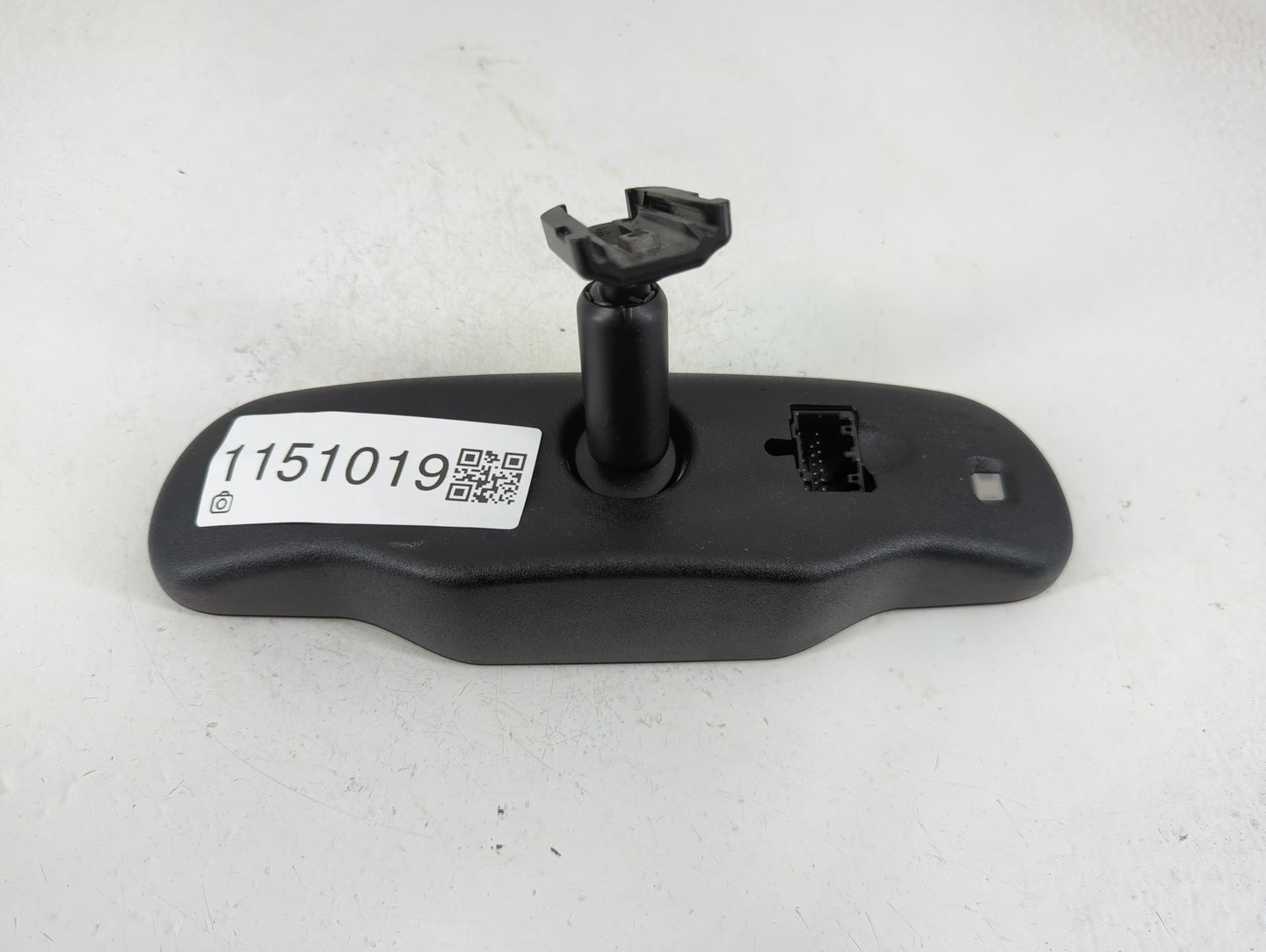 2009-2017 Buick Enclave Interior Rear View Mirror Replacement OEM P/N:15816792 Fits OEM Used Auto Parts - Oemusedautoparts1.