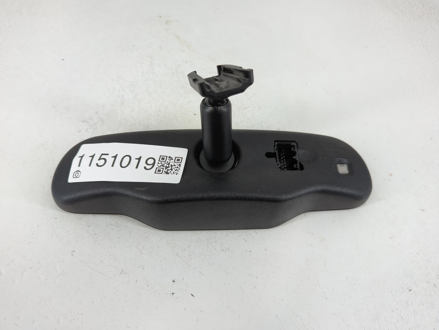2009-2017 Buick Enclave Interior Rear View Mirror Replacement OEM P/N:15816792 Fits OEM Used Auto Parts - Oemusedautoparts1.