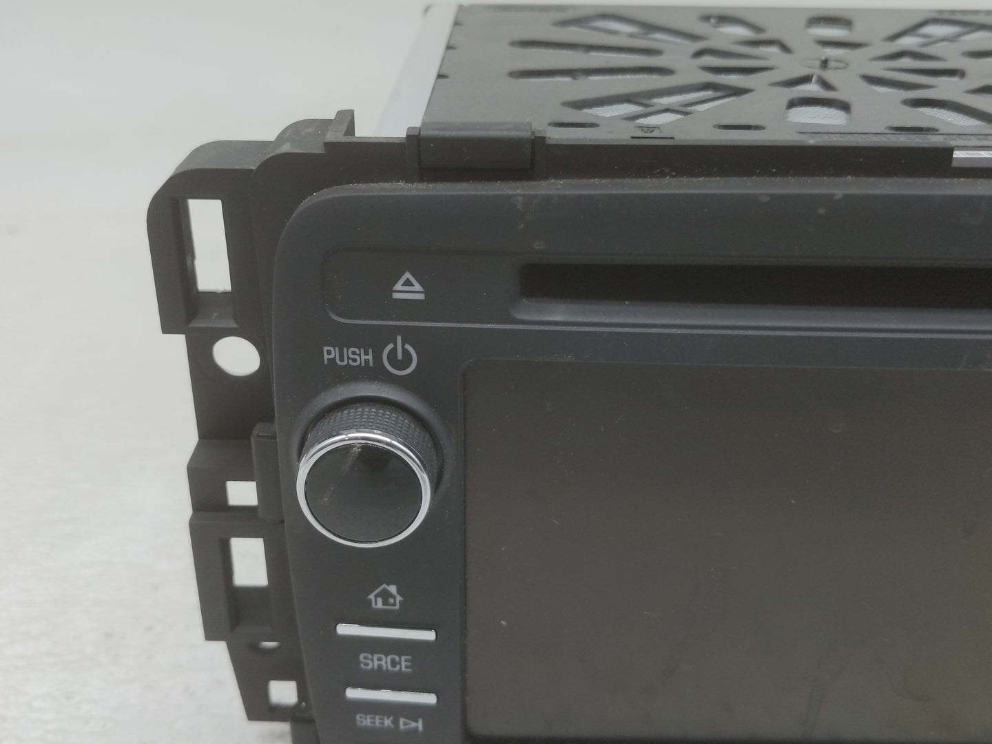 2016 Buick Enclave Radio AM FM Cd Player Receiver Replacement P/N:2395481 Fits OEM Used Auto Parts - Oemusedautoparts1.com