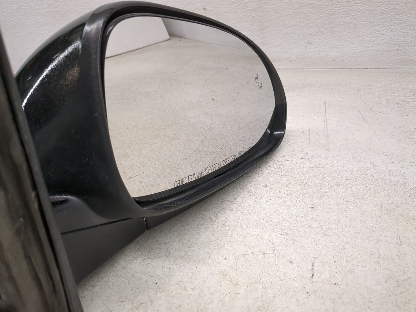 2013-2017 Buick Enclave Passenger Side View Mirror - Right Door Mirror OEM Used - Oemusedautoparts1.com
