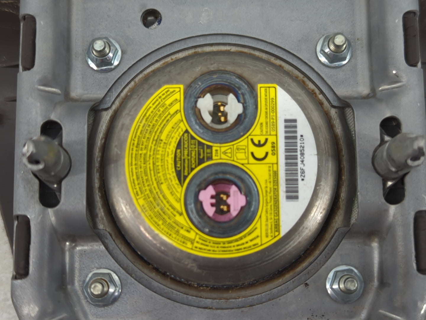 2008-2017 Buick Enclave Air Bag Driver Left Steering Wheel Mounted P/N:25810367 Fits OEM Used Auto Parts - Oemusedautoparts1